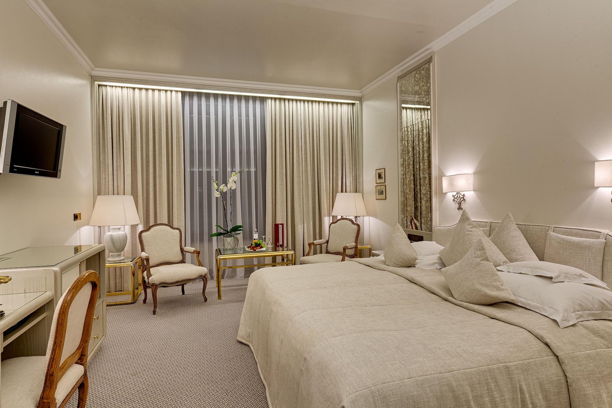 Hotel Europaeischer Hof Heidelberg, Bestes Hotel Deutschlands In Historischer Architektur Ngoại thất bức ảnh A room at the hotel