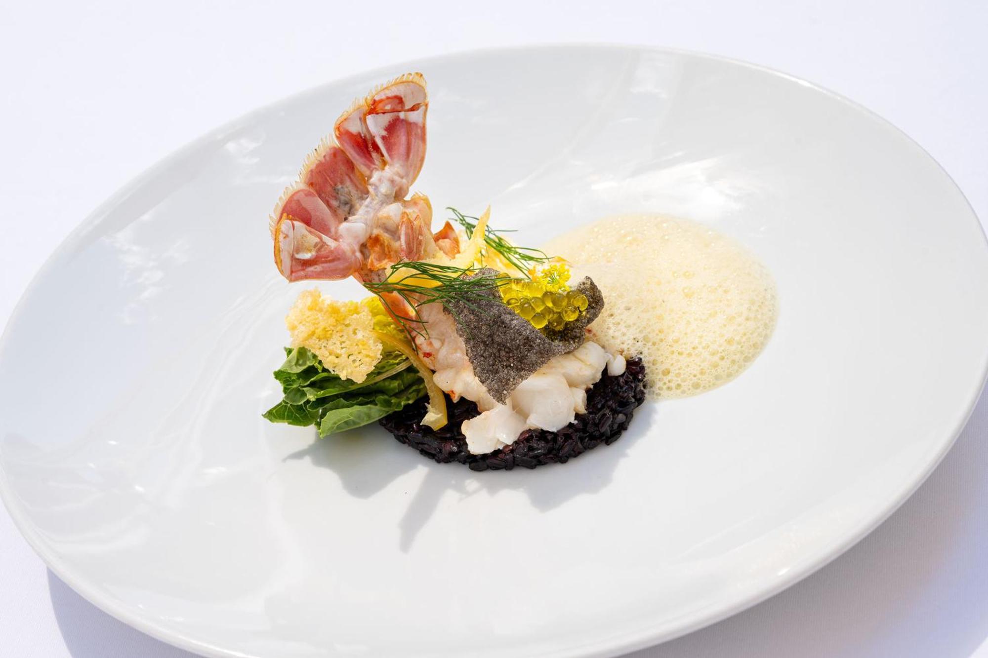 Hotel Europaeischer Hof Heidelberg, Bestes Hotel Deutschlands In Historischer Architektur Ngoại thất bức ảnh A modern Scottish dish of lobster and black pudding
