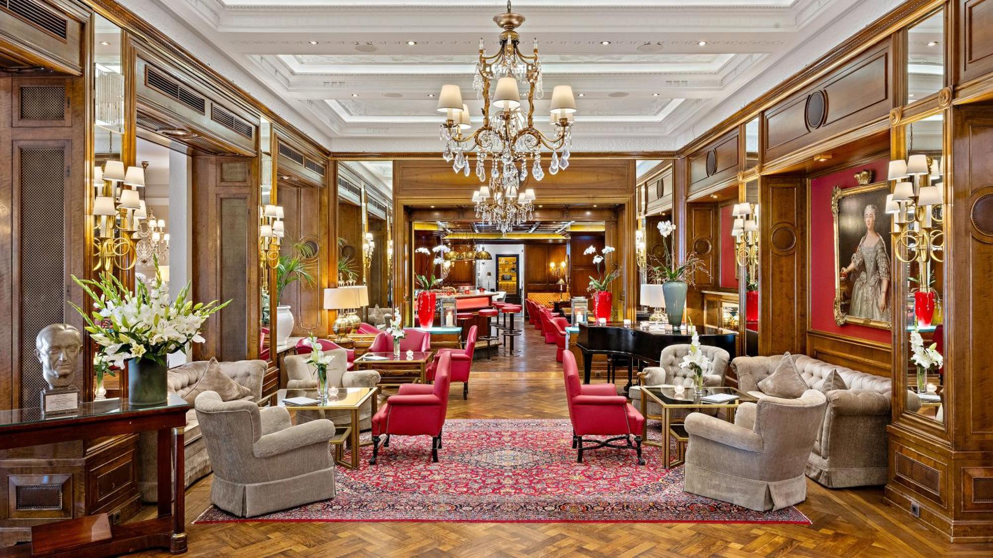 Hotel Europaeischer Hof Heidelberg, Bestes Hotel Deutschlands In Historischer Architektur Ngoại thất bức ảnh The lobby of the Mandarin Oriental, Munich