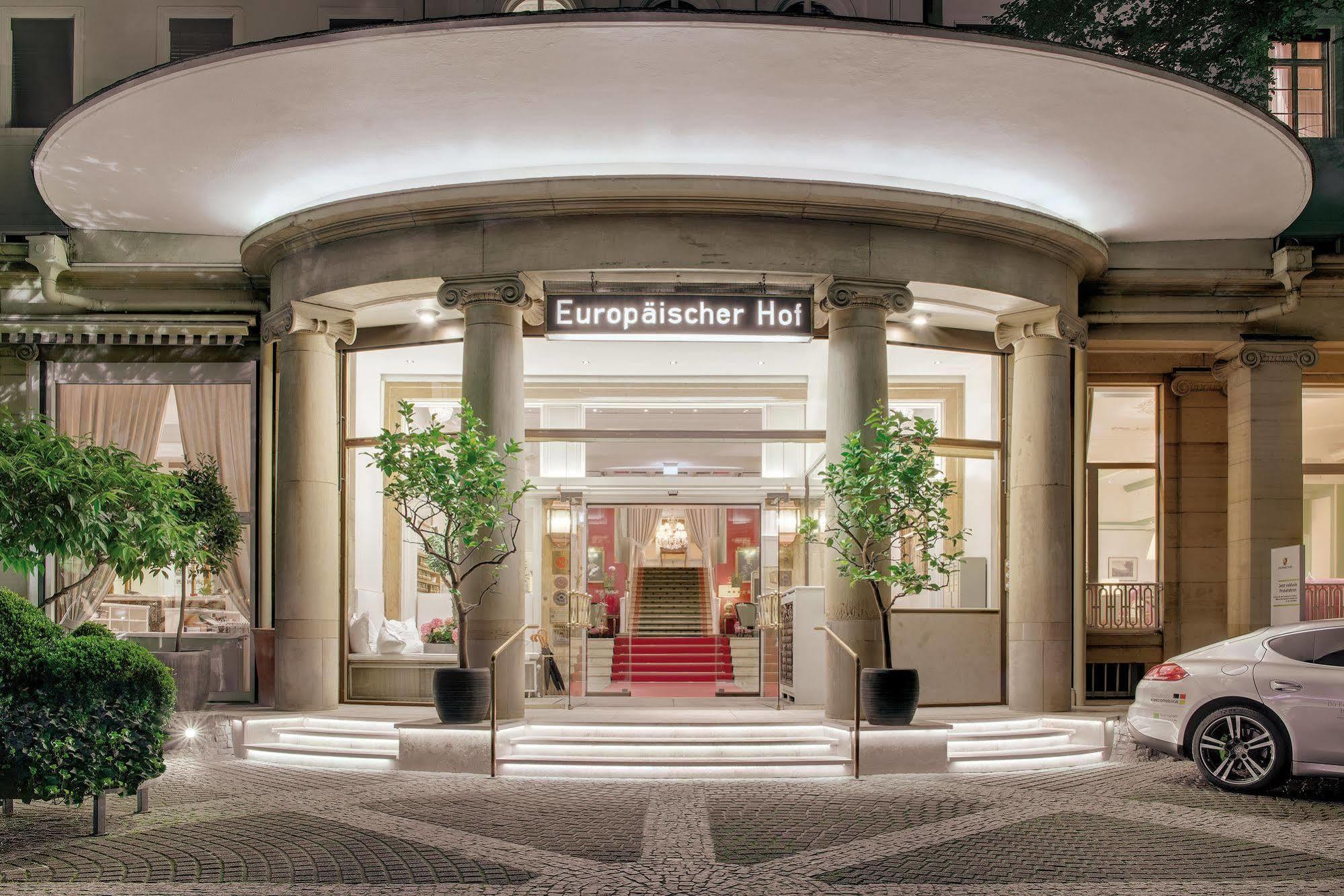 Hotel Europaeischer Hof Heidelberg, Bestes Hotel Deutschlands In Historischer Architektur Ngoại thất bức ảnh The hotel's entrance
