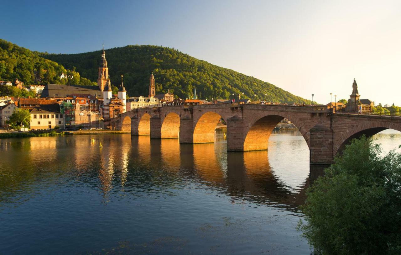 Hotel Europaeischer Hof Heidelberg, Bestes Hotel Deutschlands In Historischer Architektur Ngoại thất bức ảnh The Alte Brücke